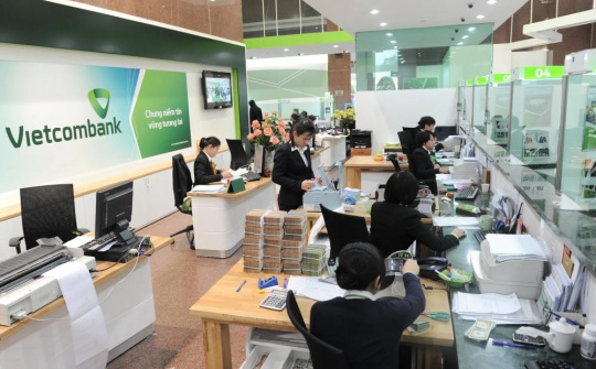Tăng mạnh dự phòng, Vietcombank báo lãi quý 1/2026 gần 12.000 tỷ đồng