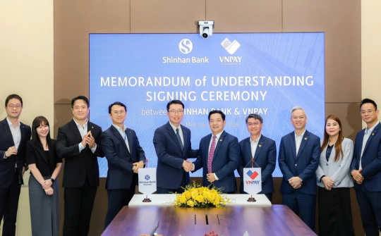 Ngân hàng Shinhan đồng hành cùng hành trình phát triển ngành Ngân hàng Việt Nam