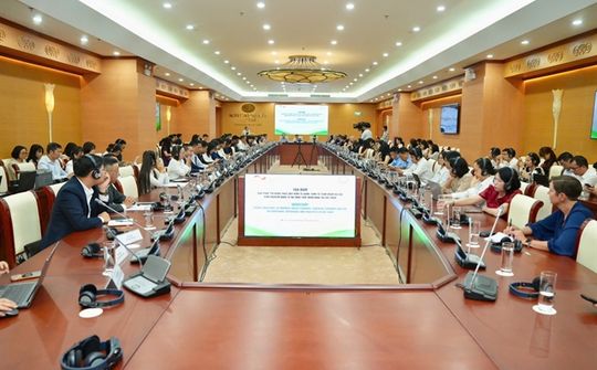Green credit a key solution to build circular economy