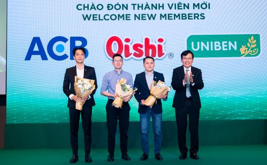 ACB trở thành ngân hàng đầu tiên gia nhập Liên minh Tái chế Bao bì Việt Nam