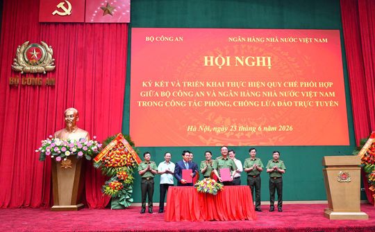 Bộ Công an và Ngân hàng Nhà nước Việt Nam ký kết Quy chế phối hợp phòng, chống lừa đảo trực tuyến
