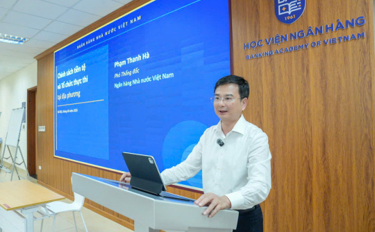 Phó Thống đốc Phạm Thanh Hà chia sẻ chuyên đề về chính sách tiền tệ tại Lớp bồi dưỡng Lãnh đạo Ngân hàng Nhà nước chi nhánh Khu vực