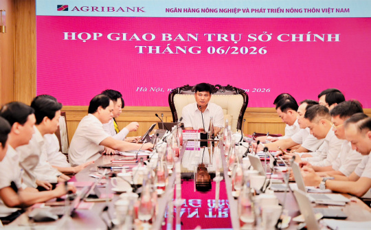 Agribank tăng tốc thực hiện mục tiêu, huy động nguồn lực hỗ trợ tăng trưởng