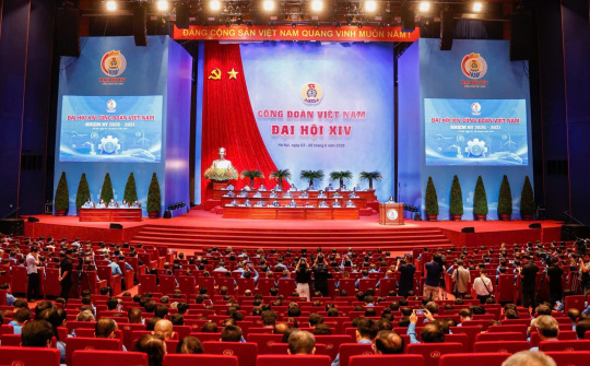Đoàn đại biểu Công đoàn Ngân hàng Việt Nam tham dự Đại hội XIV Công đoàn Việt Nam