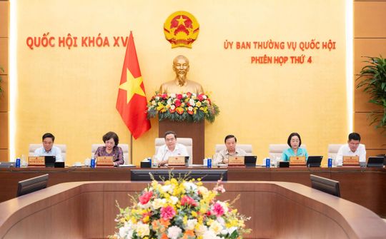 Ủy ban Thường vụ Quốc hội cho ý kiến về dự án Luật sửa đổi, bổ sung 03 luật trong lĩnh vực ngân hàng