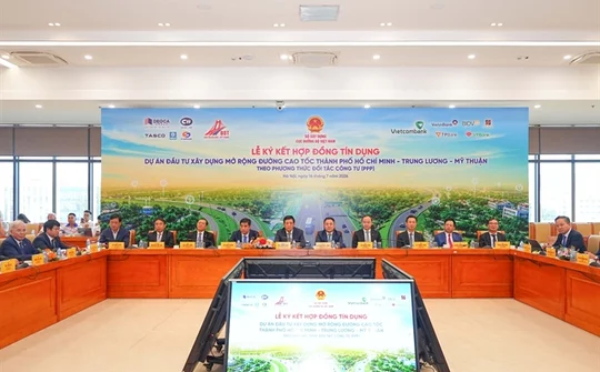 Vietcombank arranges over VND27 trillion loan for expressway project