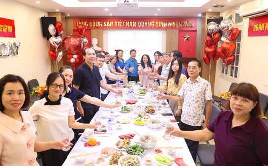 Công đoàn Cơ sở Hiệp hội Ngân hàng Việt Nam tổ chức “Bữa cơm Công đoàn” đầm ấm, gắn kết