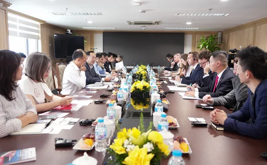 Strategic cooperation prospects between the fintech ecosystems of Vietnam and the United Kingdom: From market potential to technological execution