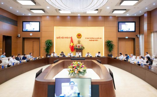 Ủy ban Thường vụ Quốc hội cho ý kiến về dự thảo Luật sửa đổi, bổ sung ba luật về ngân hàng