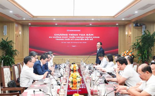 Agribank tổ chức tọa đàm "Xu hướng phát triển ngành Ngân hàng trong thời kỳ chuyển đổi số"