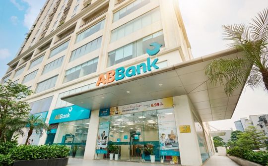 ABBank trình ĐHĐCĐ điều chỉnh kế hoạch tăng vốn điều lệ lên gần 27.000 tỷ đồng