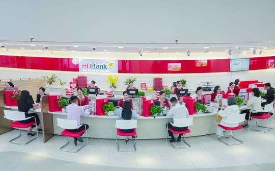 HDBank gia nhập nhóm "ngân hàng triệu tỷ", lợi nhuận 6 tháng vượt 13.200 tỷ đồng