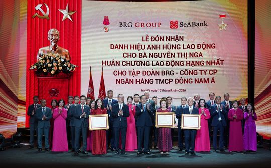 SeABank đón nhận Huân chương Lao động hạng Nhất