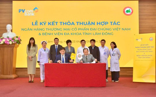 PVcomBank ký thỏa thuận hợp tác với Bệnh viện Đa khoa tỉnh Lâm Đồng