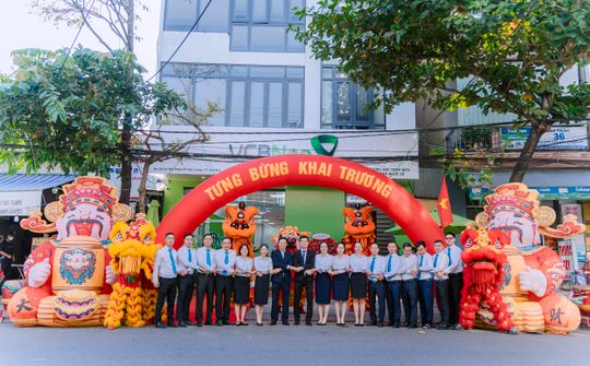 VCBNeo điều chỉnh địa điểm, đổi tên và khai trương hai phòng giao dịch tại TP.HCM và Đà Nẵng