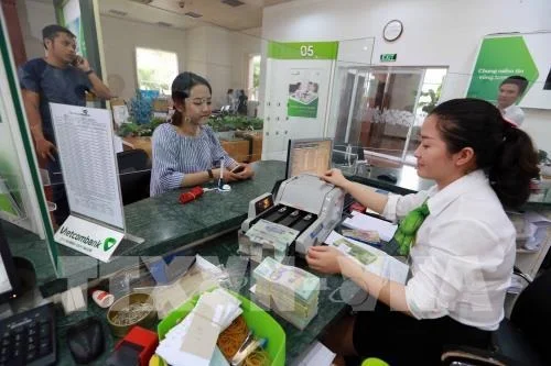 Vietcombank Lào thông báo tuyển dụng 10 vị trí chuyên viên nghiệp vụ