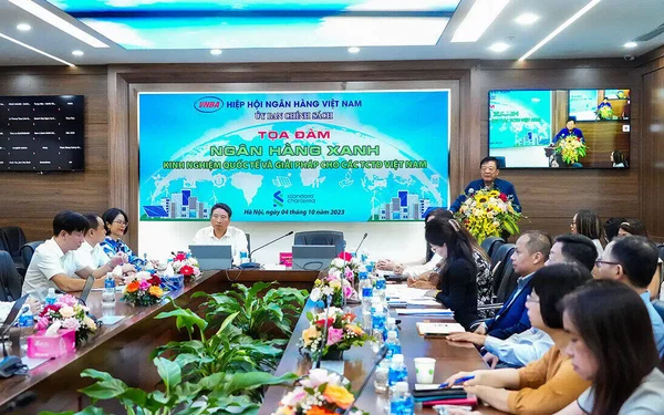 Tọa đàm “Ngân hàng xanh – Kinh nghiệm quốc tế và giải pháp cho các tổ chức tín dụng Việt Nam”