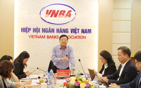 Hiệp hội Ngân hàng họp các TCTD bàn về lãi suất và giải pháp hỗ trợ thanh khoản
