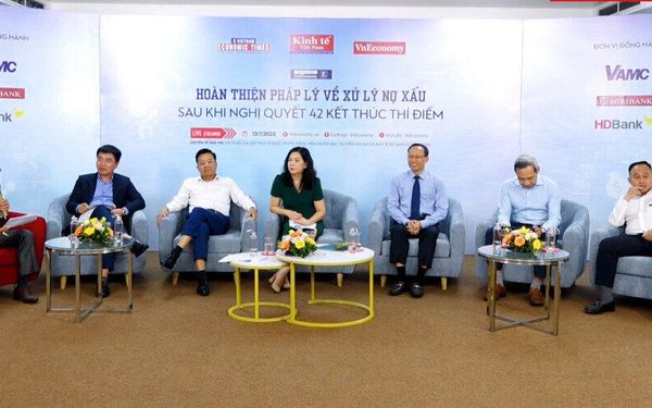Đối thoại chuyên đề: "Hoàn thiện pháp lý về nợ xấu sau khi Nghị quyết 42 kết thúc thí điểm"
