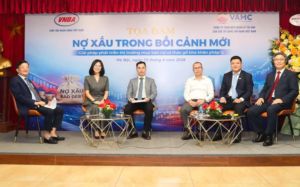 Tọa đàm 'Nợ xấu trong bối cảnh mới'