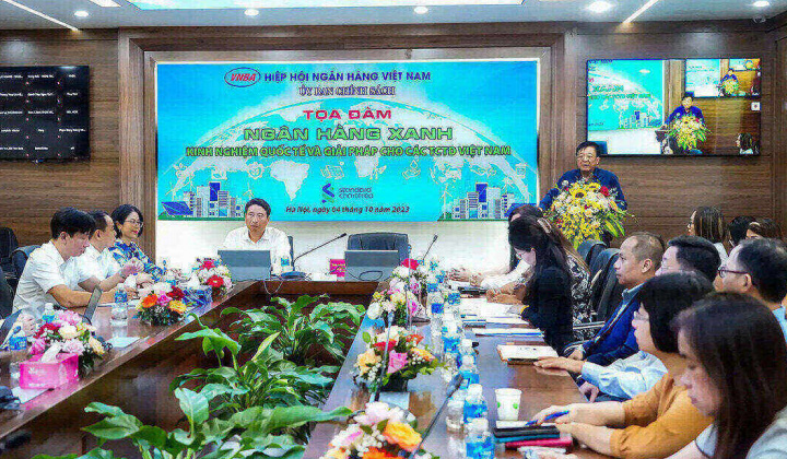 Giải pháp phát triển ngân hàng xanh tại Việt Nam