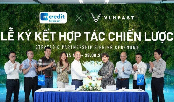 Mcredit và VinFast hợp tác chiến lược