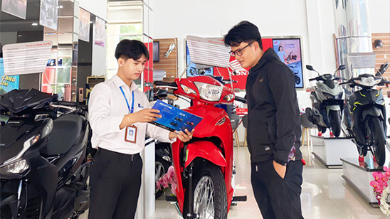 Mcredit ưu đãi trả góp từ 747.000 đồng/tháng cho khách hàng mua xe máy Honda