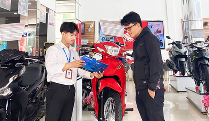 Mcredit ưu đãi trả góp từ 747.000 đồng/tháng cho khách hàng mua xe máy Honda