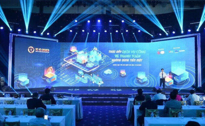 Vietcombank thúc đẩy thanh toán không dùng tiền mặt