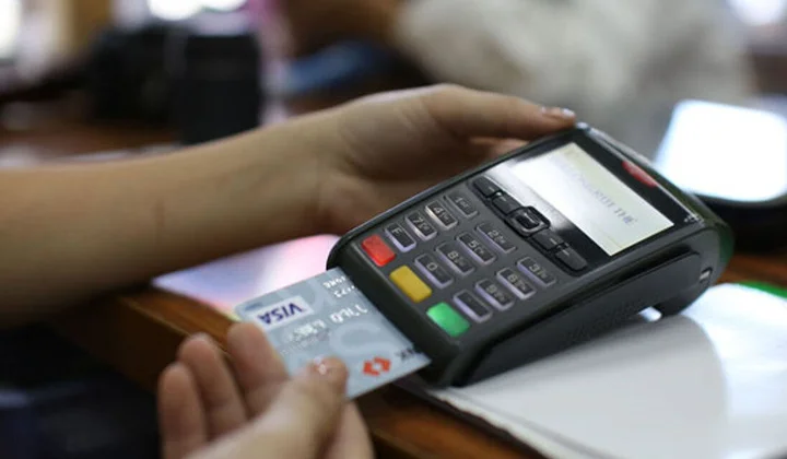 Cẩn trọng với chiêu trò đảo nợ thẻ tín dụng
