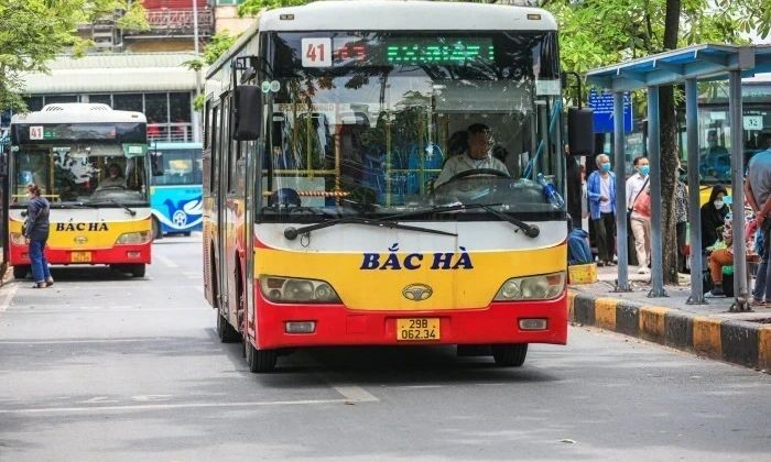 Agribank Bắc Ninh rao bán gần 40 ôtô buýt Daewoo
