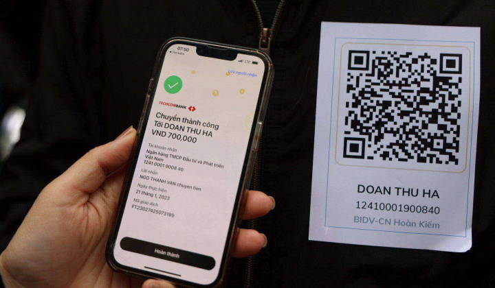 Hà Nội triển khai thí điểm tuyến phố thanh toán không dùng tiền mặt