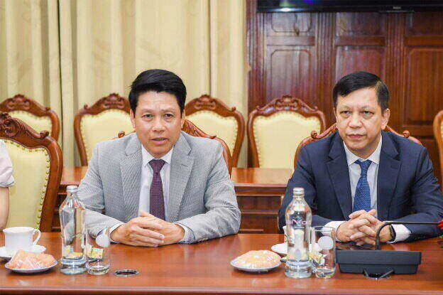 Phó Thống đốc Phạm Tiến Dũng tiếp Chủ tịch Hội đồng vàng Thế giới