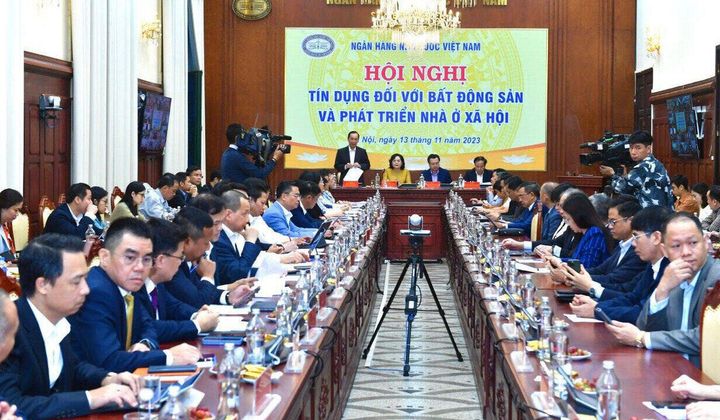 Bàn giải pháp gỡ khó cho thị trường bất động sản