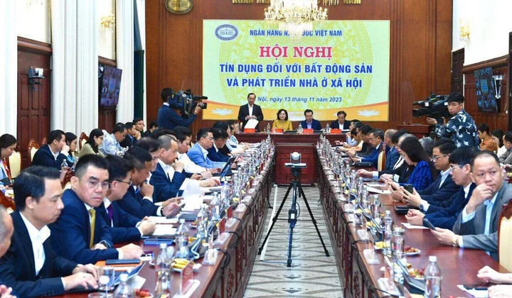 Bàn giải pháp gỡ khó cho thị trường bất động sản