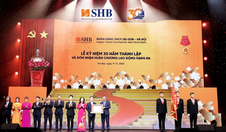 Ngân hàng SHB nhận Huân chương Lao động hạng Ba