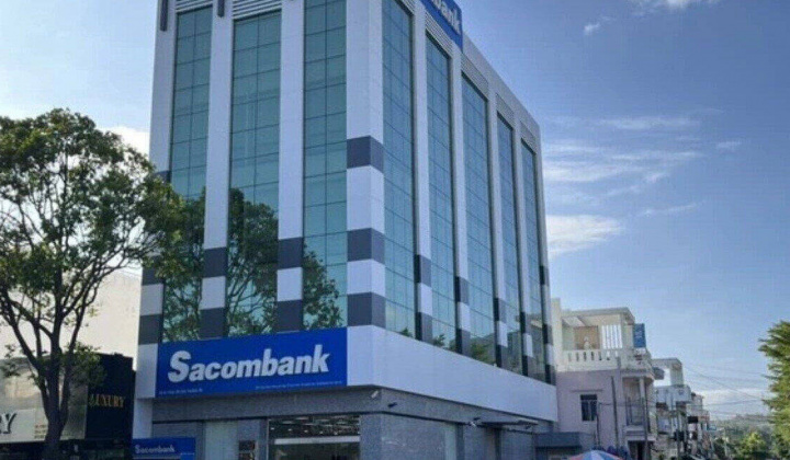 Sacombank đảm bảo quyền lợi cho khách tại Phòng giao dịch Cam Ranh