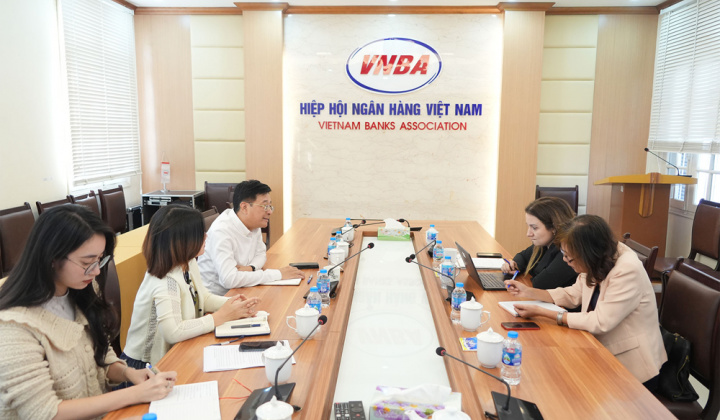 IFC muốn hợp tác với VNBA xây dựng khung dự thảo tái cấu trúc nợ ngoài tòa