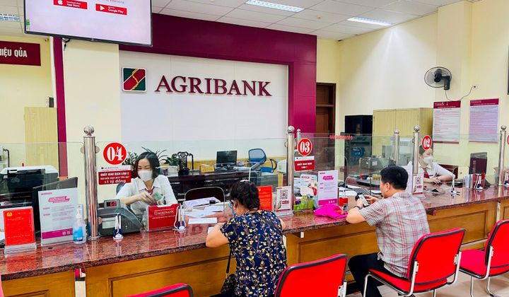 Agribank 7 năm trong TOP 10 Doanh nghiệp lớn nhất Việt Nam