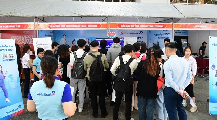 VietinBank tạo ấn tượng trong sự kiện “FTU Career Fair 2023”