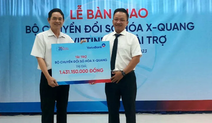 VietinBank tài trợ bộ chuyển đổi số hóa X-quang cho bệnh viện ở Hậu Giang