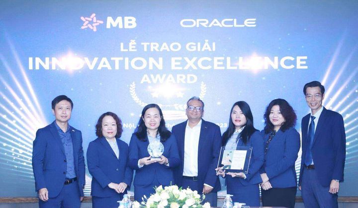 Ngân hàng MB nhận giải thưởng sáng tạo xuất sắc từ Oracle