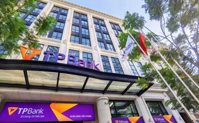 TPBank đứng đầu bảng xếp hạng ngân hàng mạnh tại Việt Nam