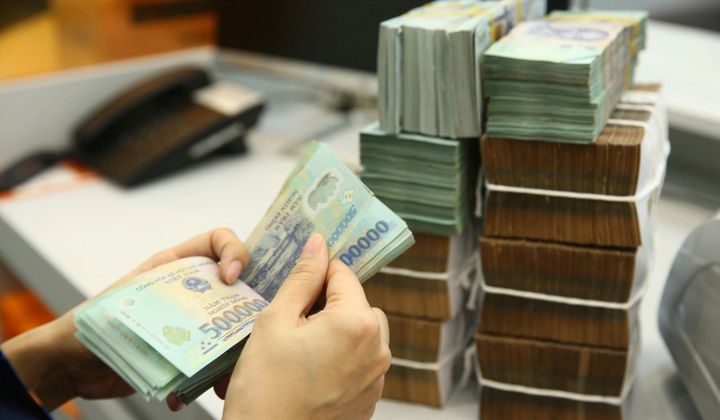 Nhóm "big4" ngân hàng tiếp tục giảm lãi suất huy động