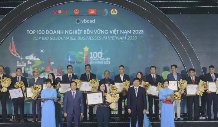SeABank được vinh danh trong Top 100 doanh nghiệp bền vững Việt Nam 2023
