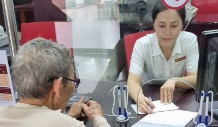 Nhân viên Agribank giúp khách hàng thoát khỏi “bẫy” lừa đảo qua điện thoại