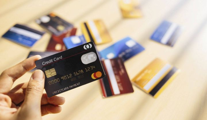 Có được cho người khác sử dụng thẻ ATM của mình?
