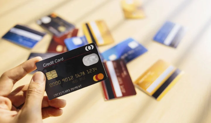 Có được cho người khác sử dụng thẻ ATM của mình?