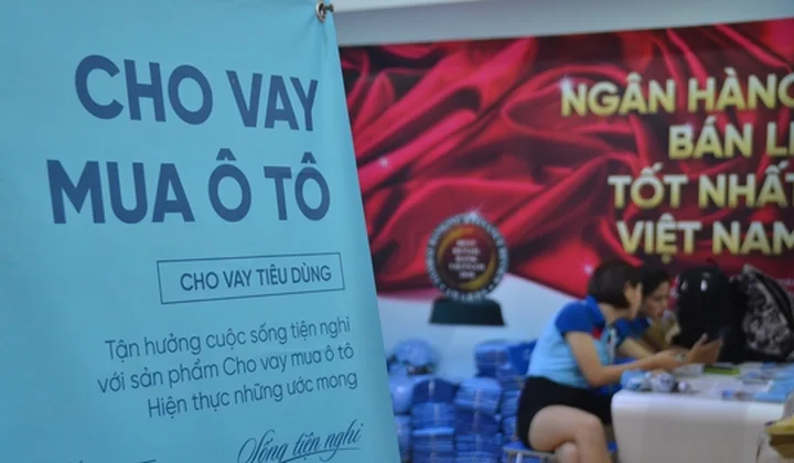 Các tổ chức tín dụng chật vật thu hồi nợ vay tiêu dùng