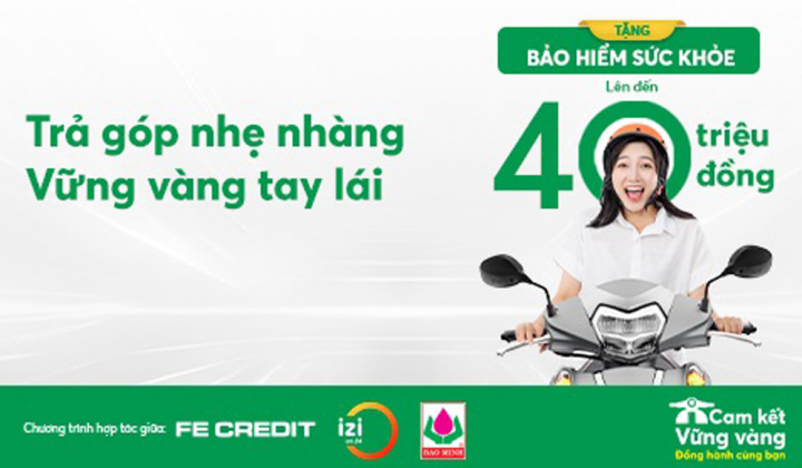 FE CREDIT tặng bảo hiểm cho khách hàng vay mua xe máy trả góp